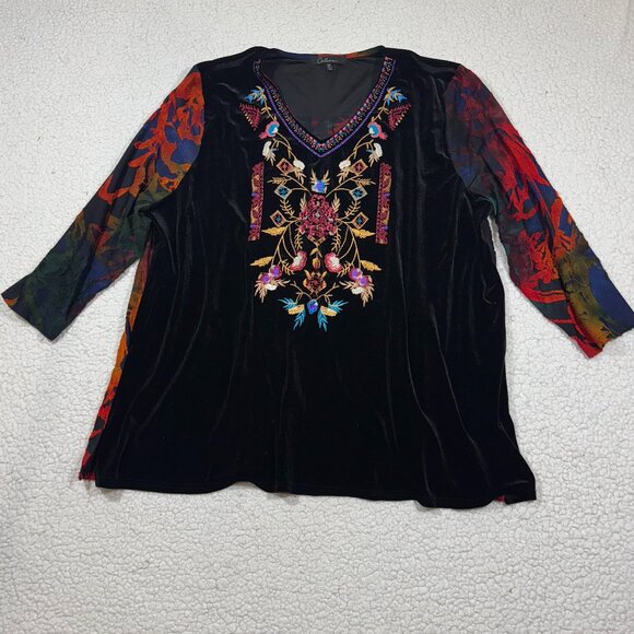 Calessa Womens Black Velvet Embroidered Tunic Top Size 2X Whimsigoth Fairy Boho - Picture 2 of 6